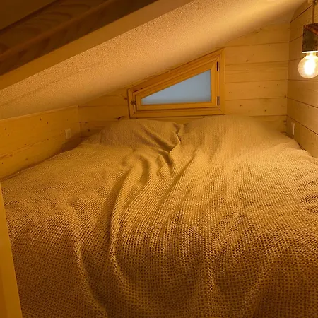 Laveissiere Laveissière