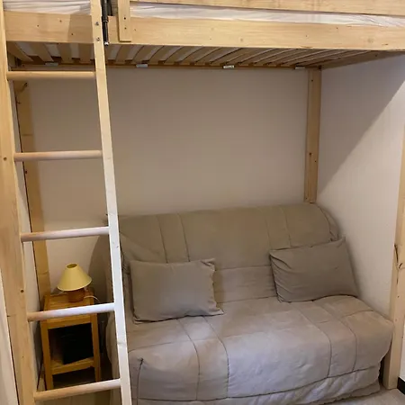 Laveissiere דירה *