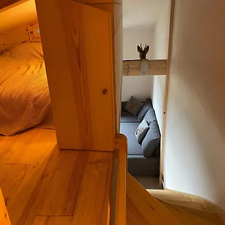 Laveissiere דירה *